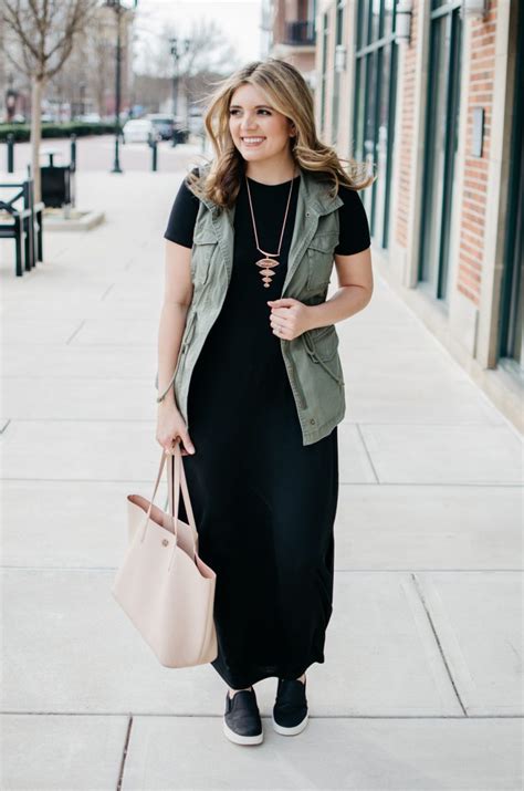 casual maxi dress with sneakers.